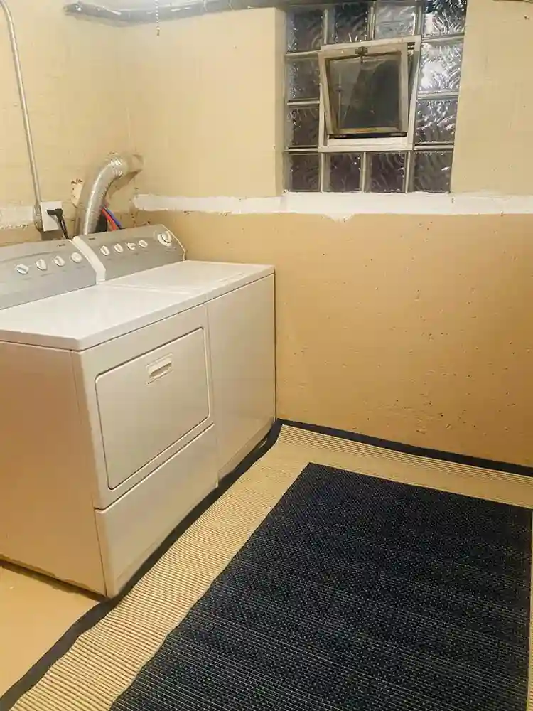 Room for rent $ including all