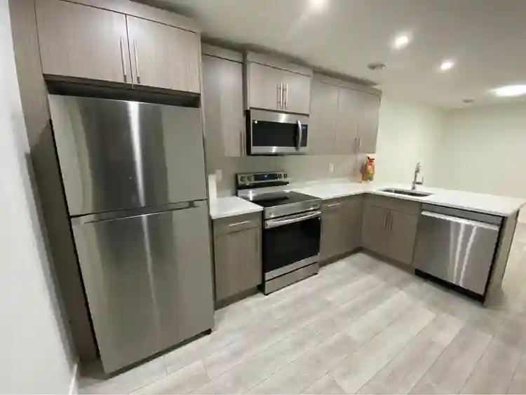 Master Bedroom, Room for Rent