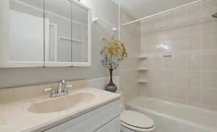 Cozy private room in Germantown.