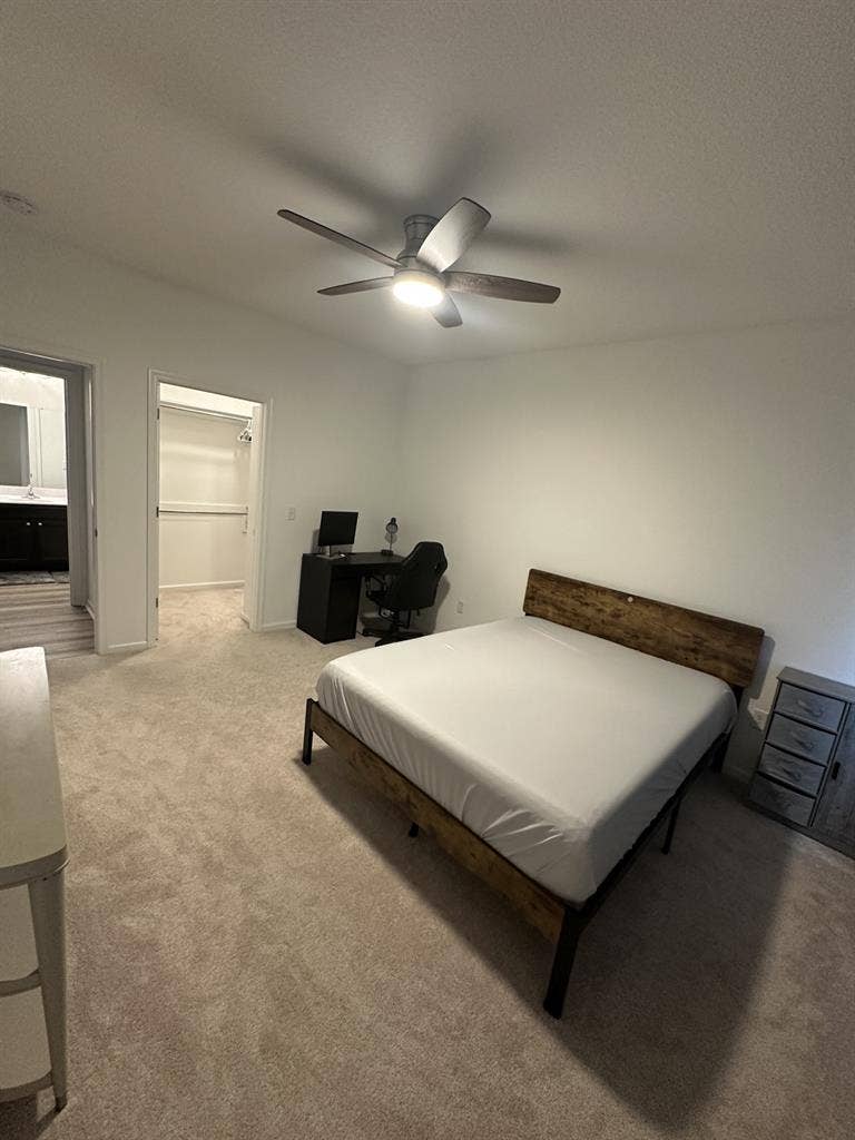 1 room with own private
 bathroom