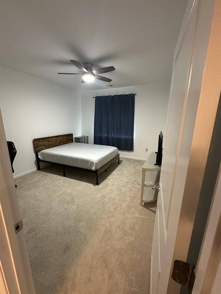 1 room with own private
 bathroom