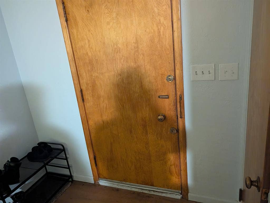 Looking for a roommate to take over