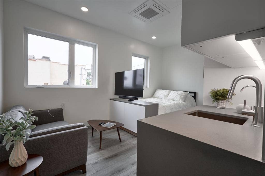 Luxury Co-Living Suite in LA