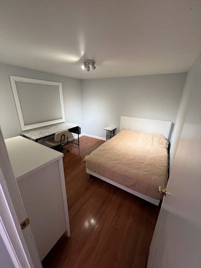 Furnished Room in Shared Townhouse