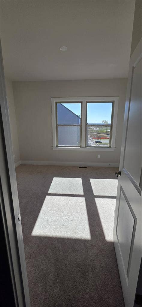 Room for rent in Manassas.