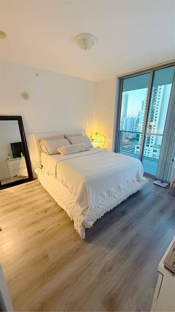 Beautiful Room w private Bathroomm