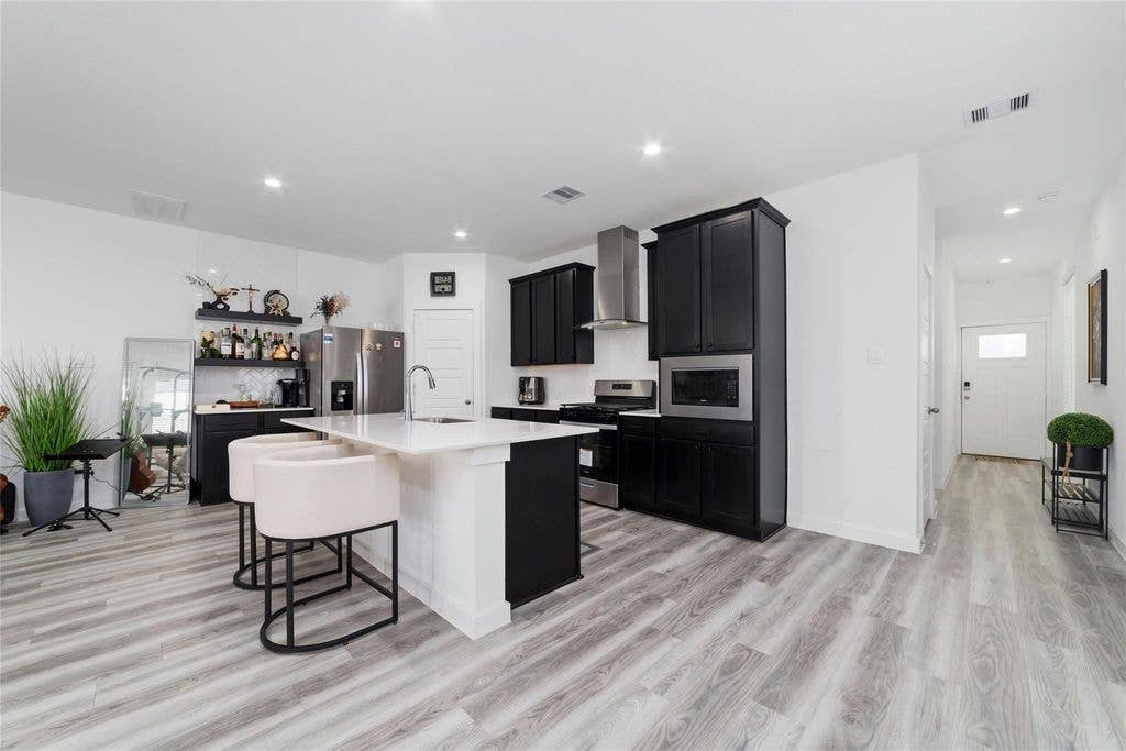 Room for Rent in Gated Community