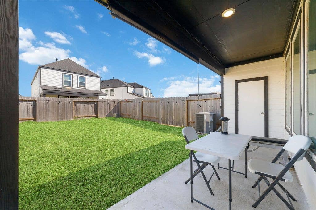 Room for Rent in Gated Community