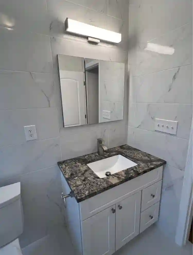 Private room for rent in Rego park