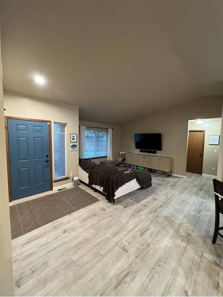 2 cozy, private rooms for rent