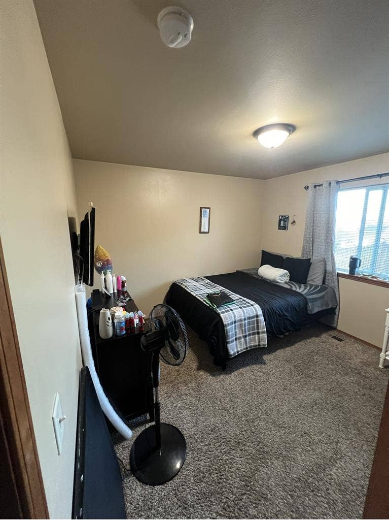 2 cozy, private rooms for rent