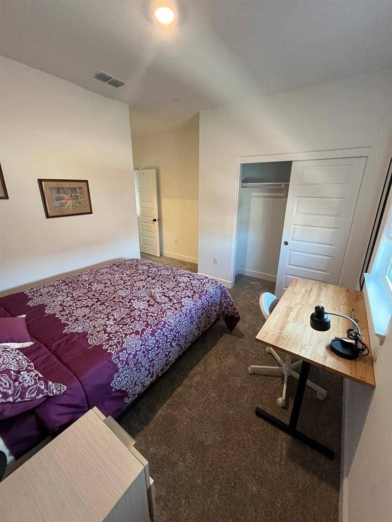 1 BR in Roseville