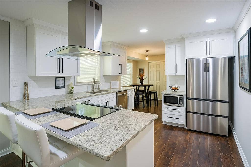 6 BR in Decatur