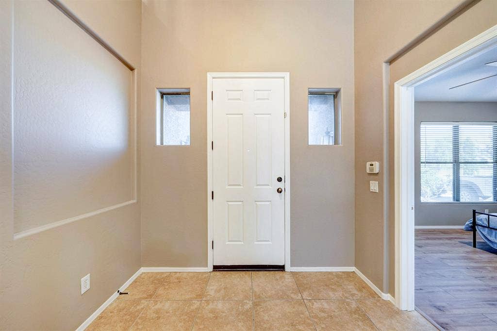 8 BR in Tolleson