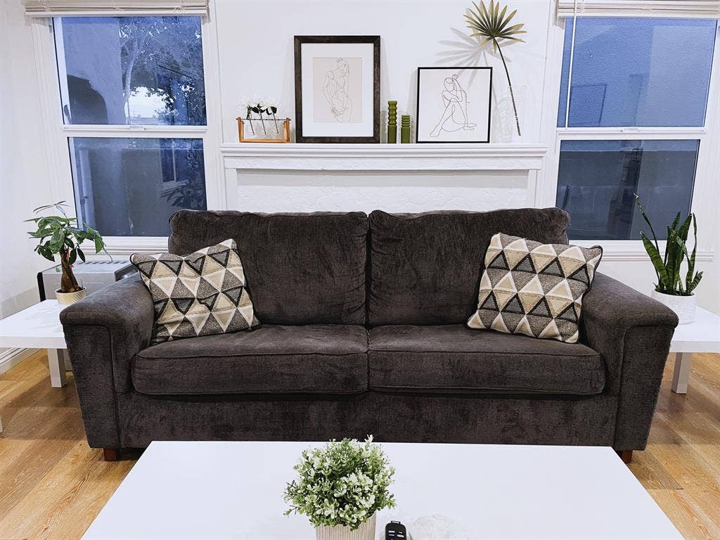 Furnished Coliving - Shared Bath