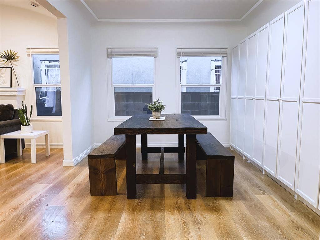 Furnished Coliving - Shared Bath