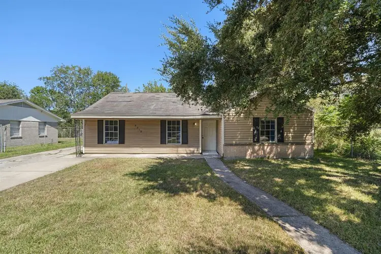 7 BR in Houston