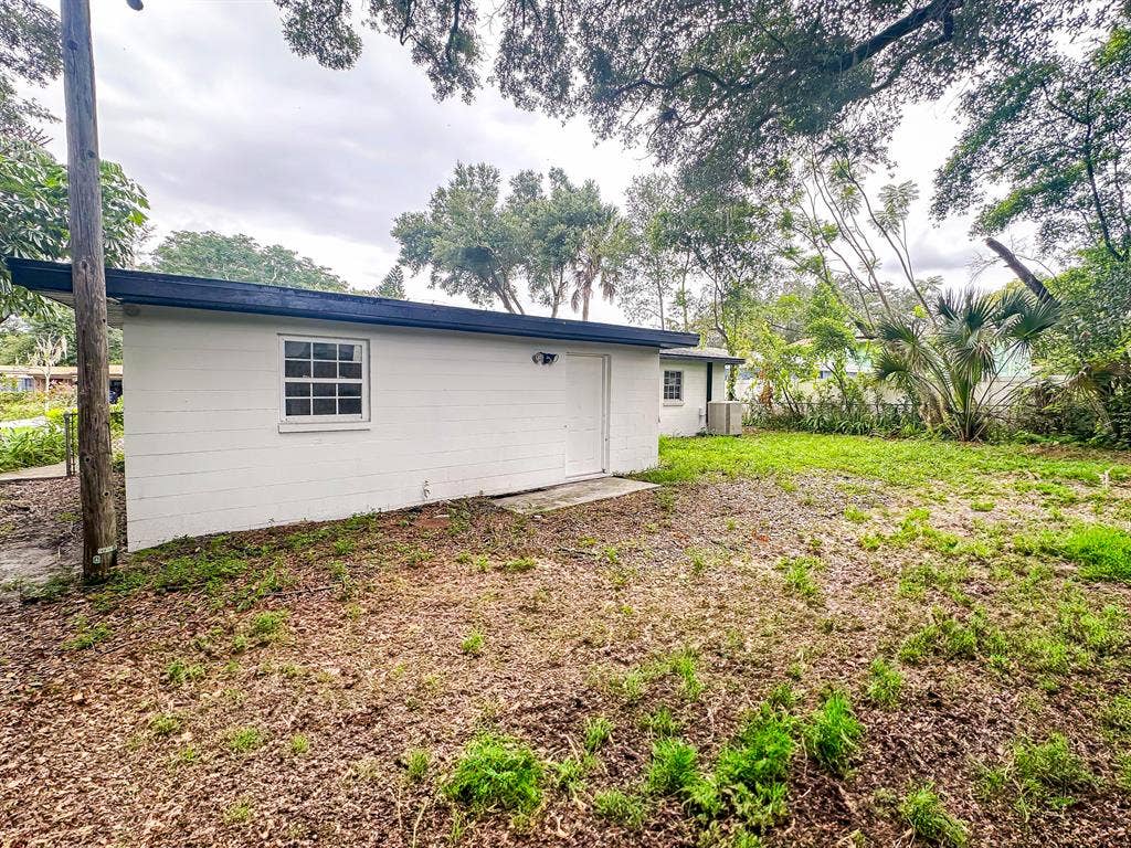 8 BR in Tampa