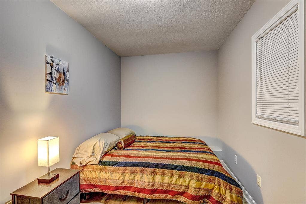 1 BR in Lawrenceville