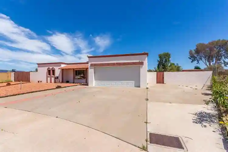 8 BR in Phoenix