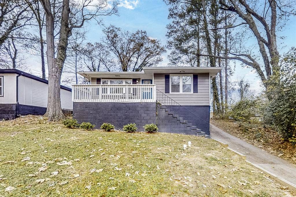 8 BR in Atlanta