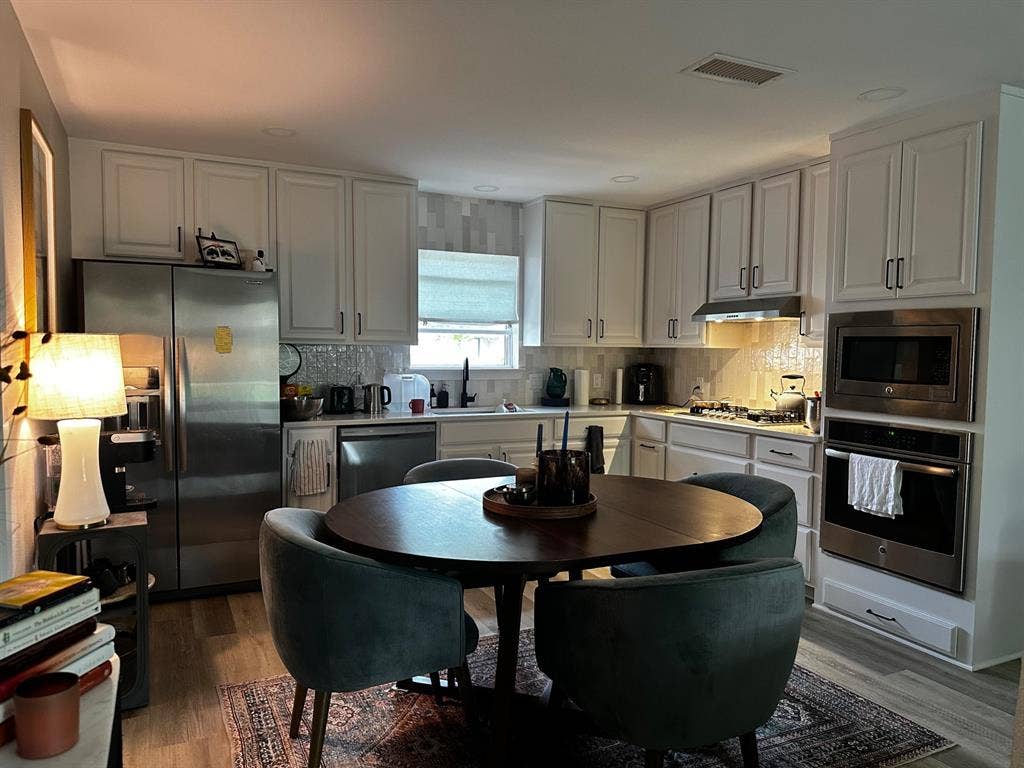 2 BR in Austin