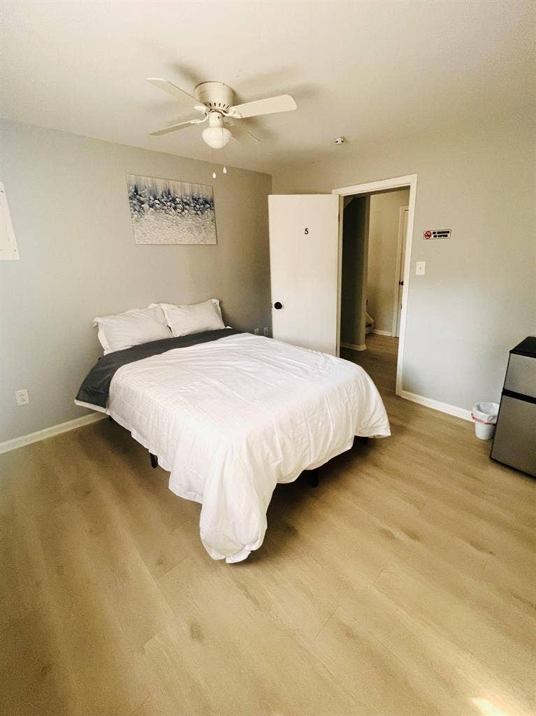 5 BR in Charlotte