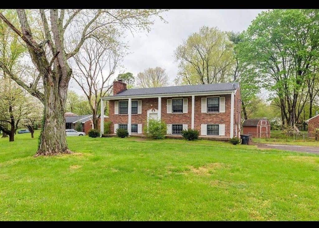 3 BR in Nashville