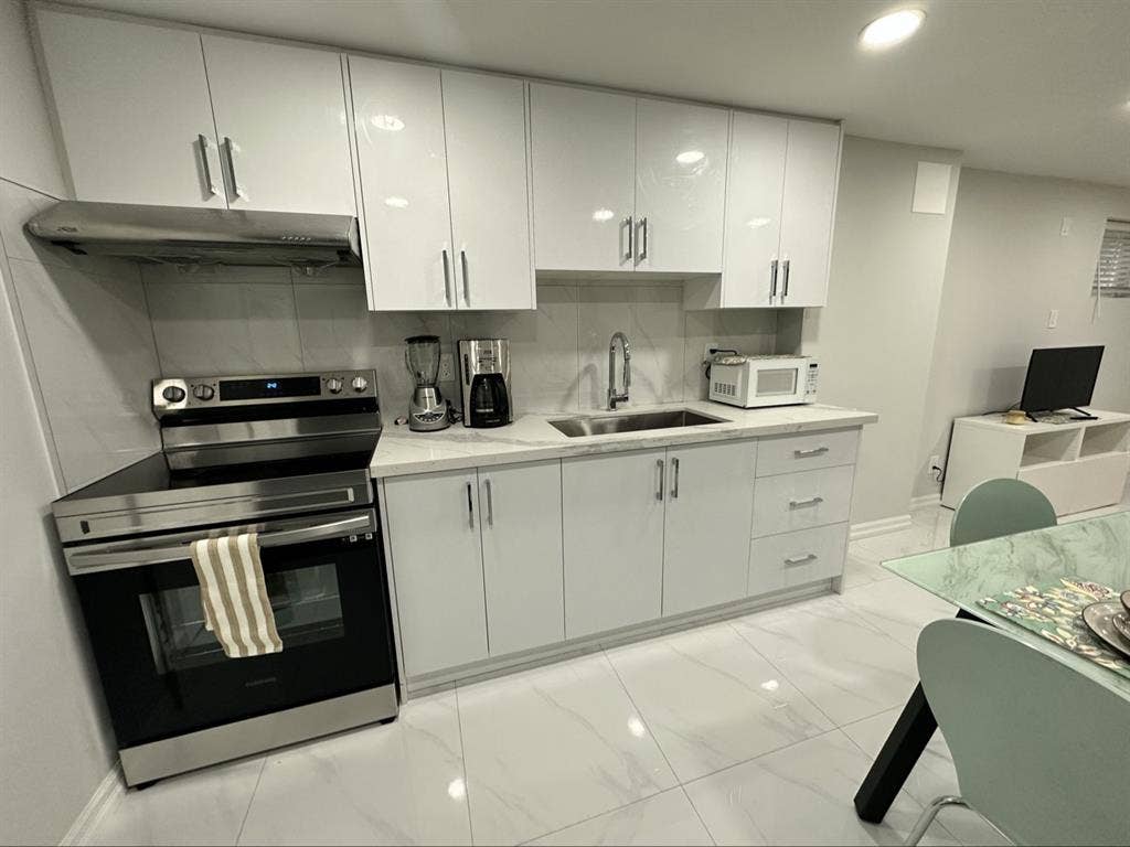 Fully Furnished Room with Ensuite