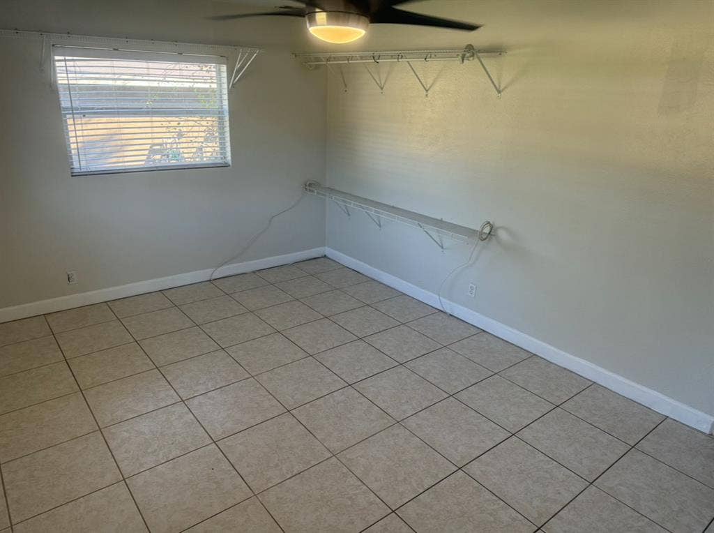 Room available December 1st!