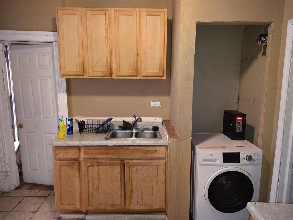 Double bedroom  minutes from Loop