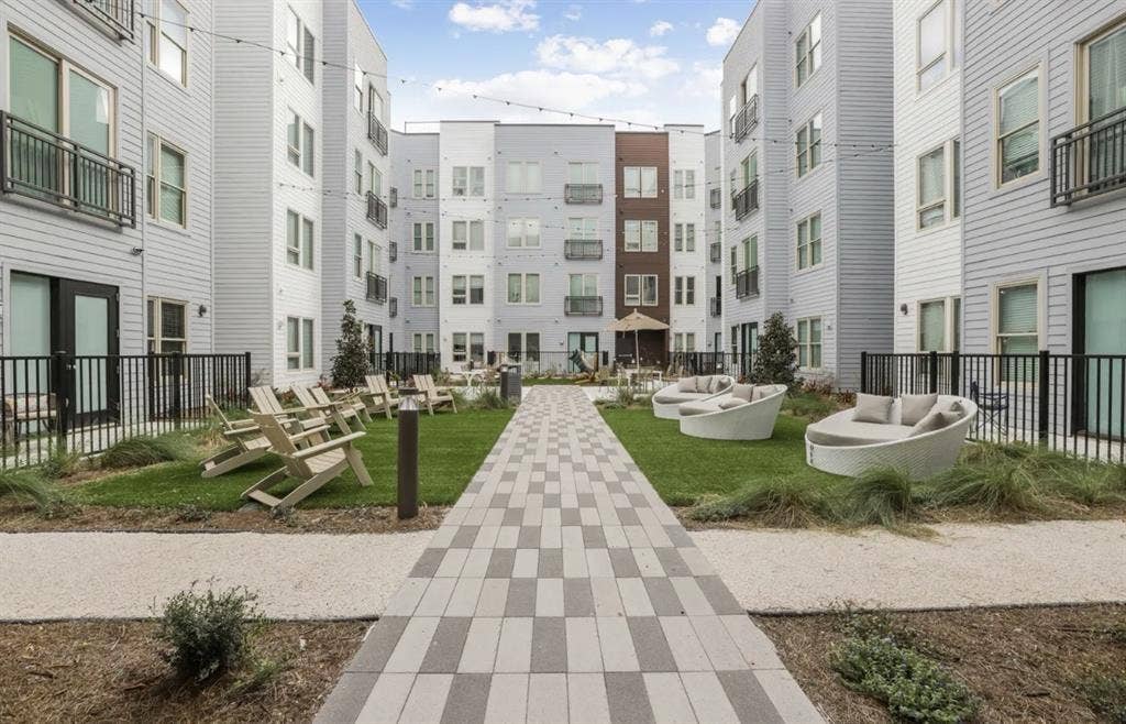 Subleasing at The Metropolitan