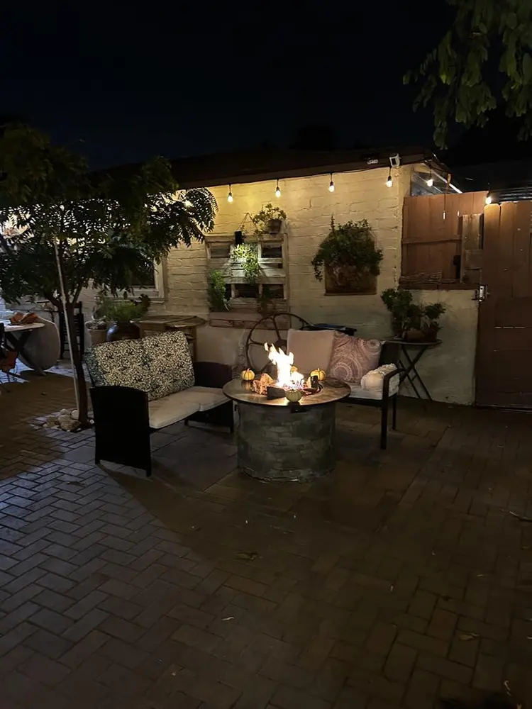 Two roommates needed