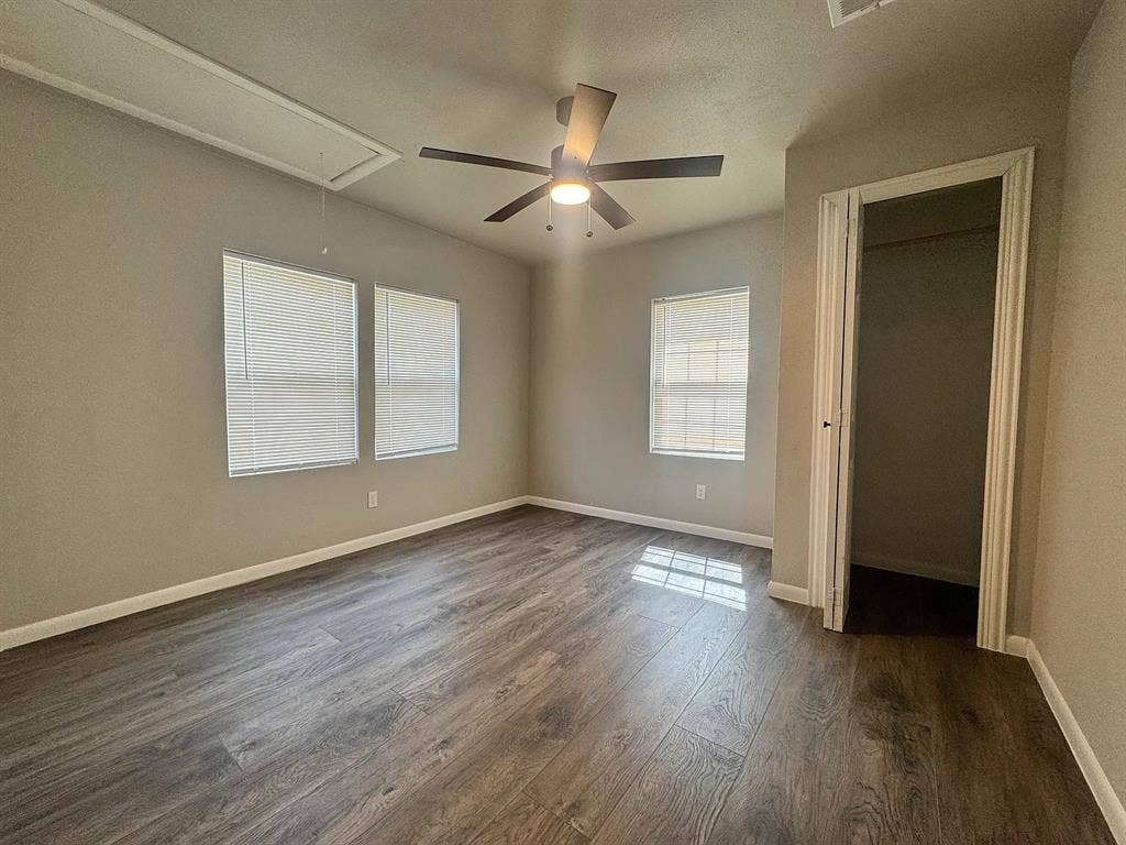 3 BR in Dallas