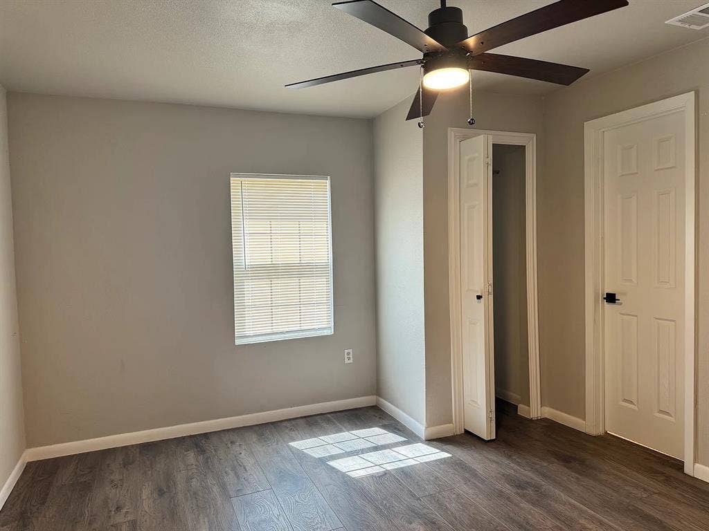 3 BR in Dallas