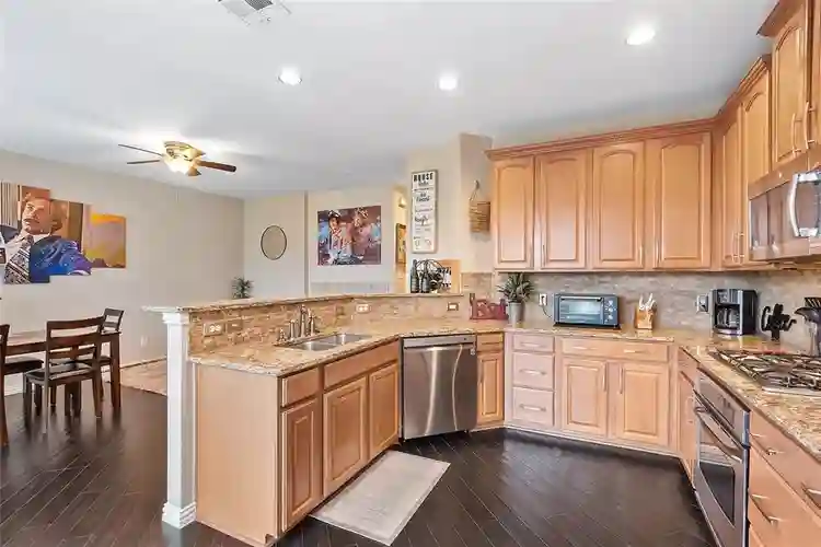 4 BR in Irving