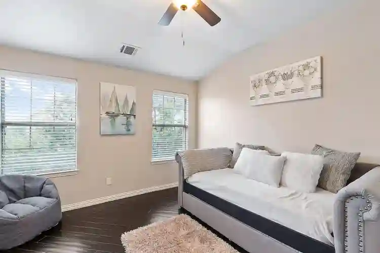 4 BR in Irving