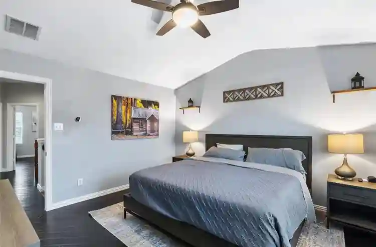 4 BR in Irving