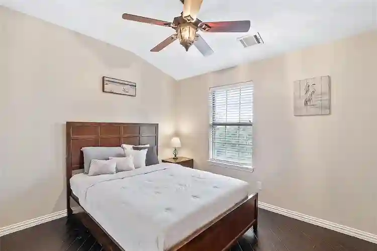 4 BR in Irving