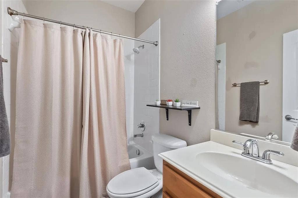 4 BR in Irving