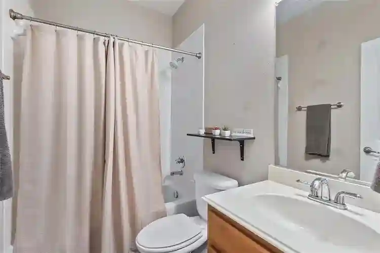 4 BR in Irving
