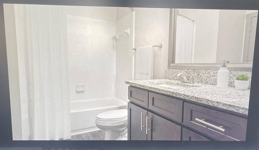 Bath Apt Lease Takeover