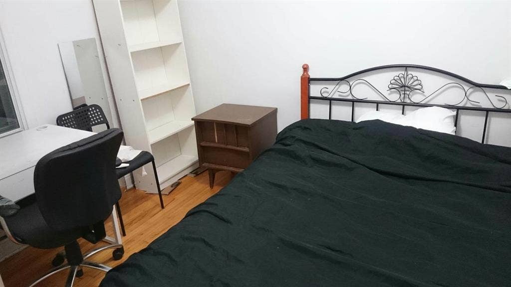 dm at fb(Ehsan Mc) Private room