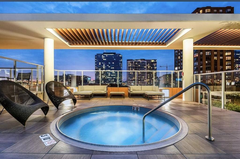 Beautiful Corner Unit