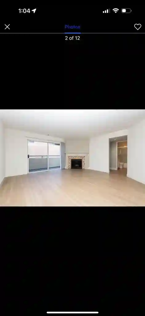 Looking for 2 female roommates