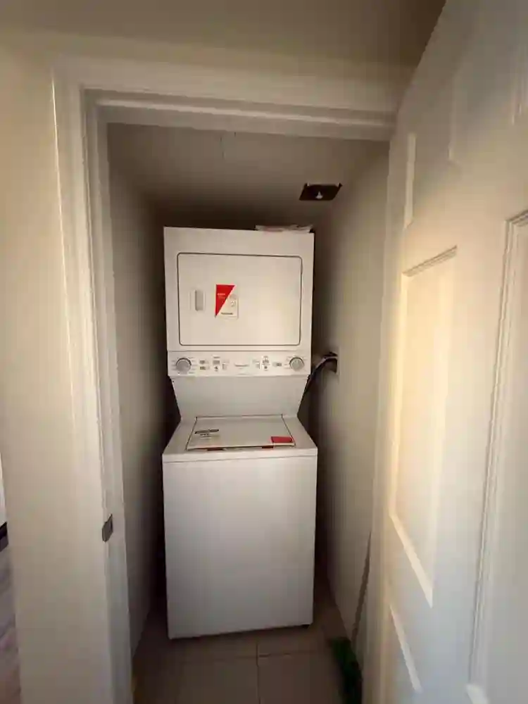 Private Room for Rent – Female Only