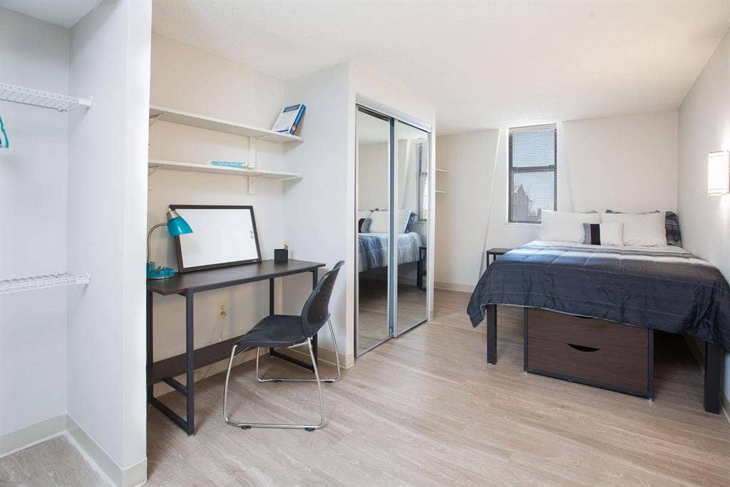 SUBLEASE AT UNIVERSITY PLACE