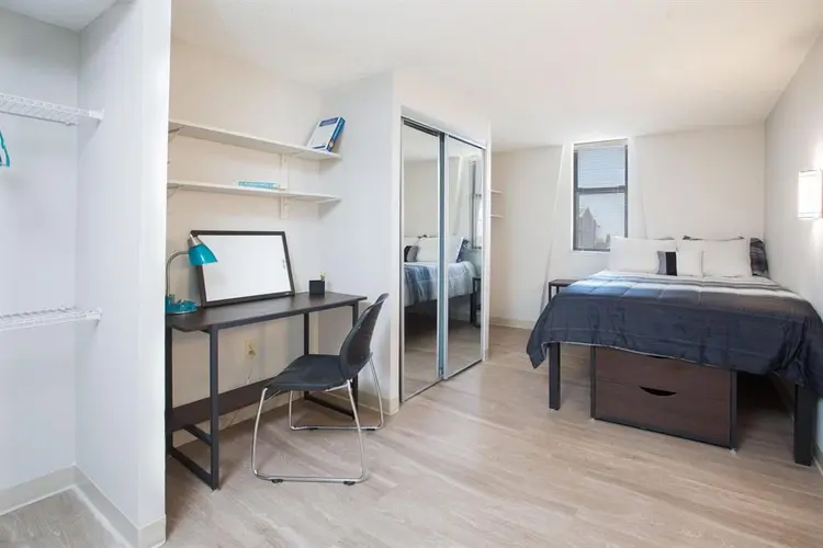 SUBLEASE AT UNIVERSITY PLACE