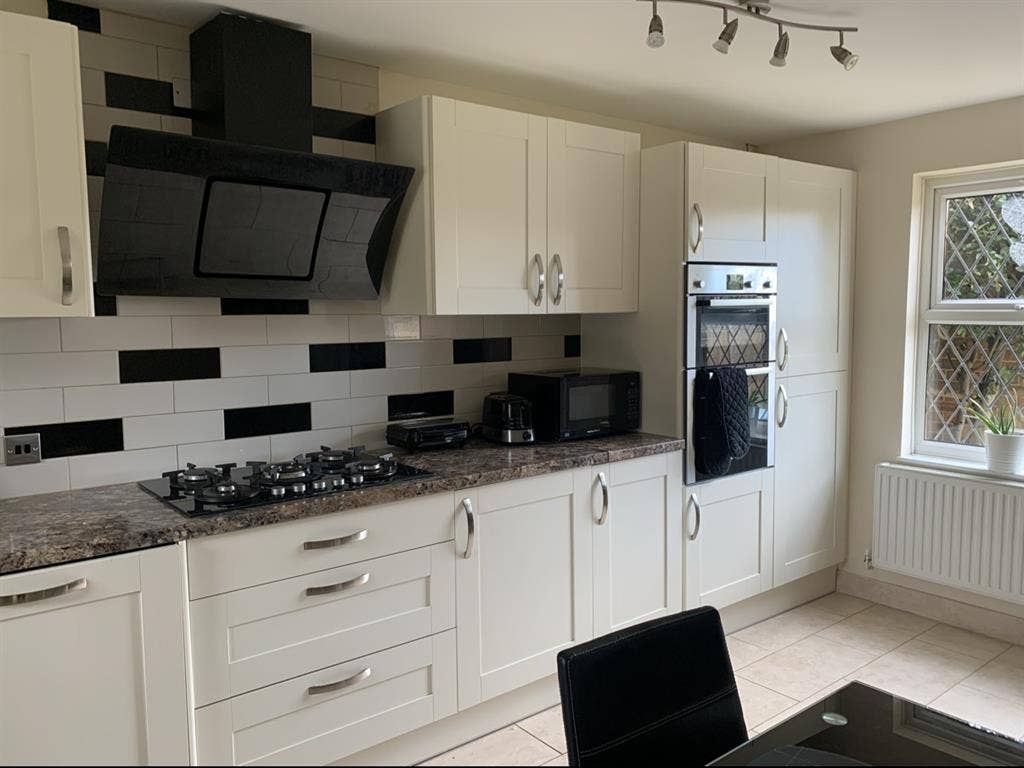 Large Furnished Room for Rent