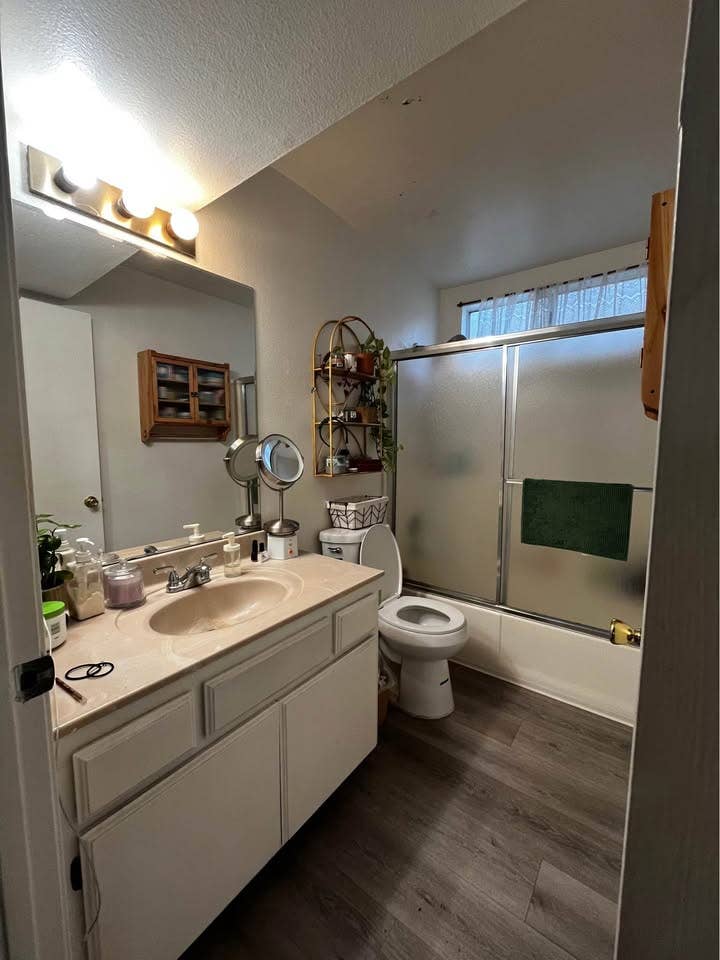 Private Room + Bathroom for Rent